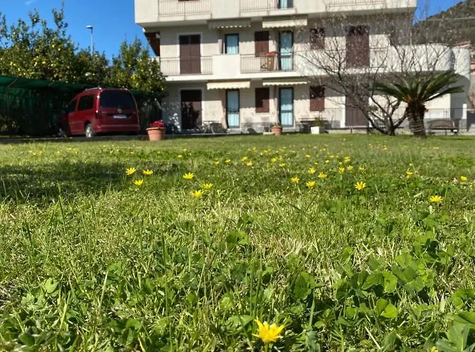 Apartament I Fiori Di Pietra 2 *